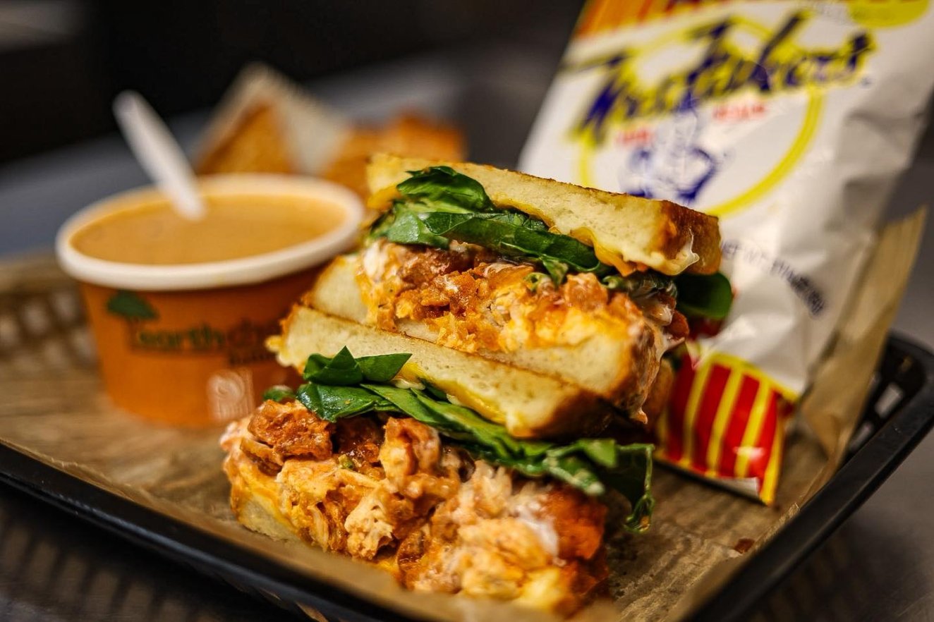 Dine In at Cheezy's Grilled Cheeses - Rockford, IL